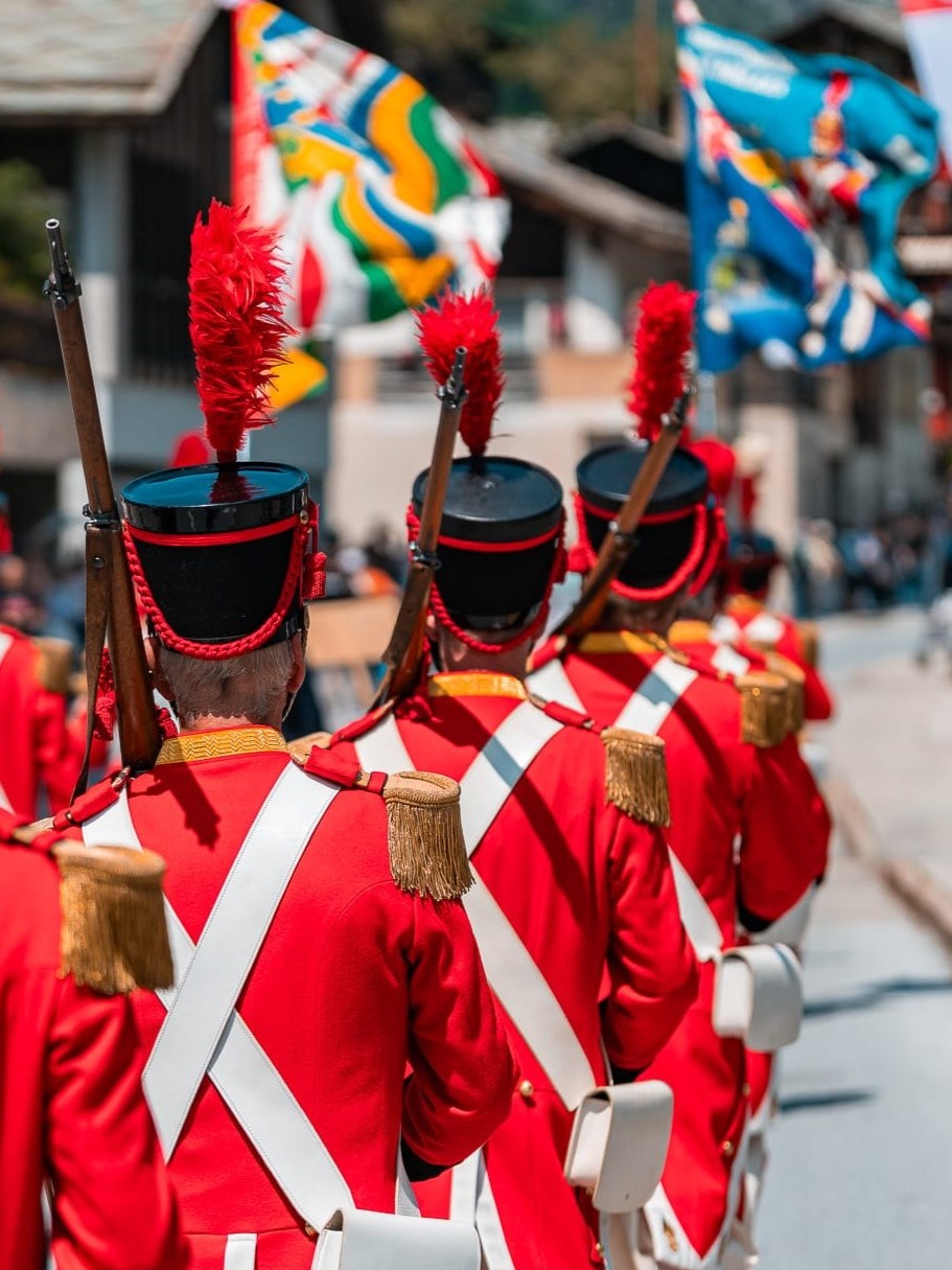 Umzug Heimattagung 2025 der Herrgottsgrenadiere St.Niklaus